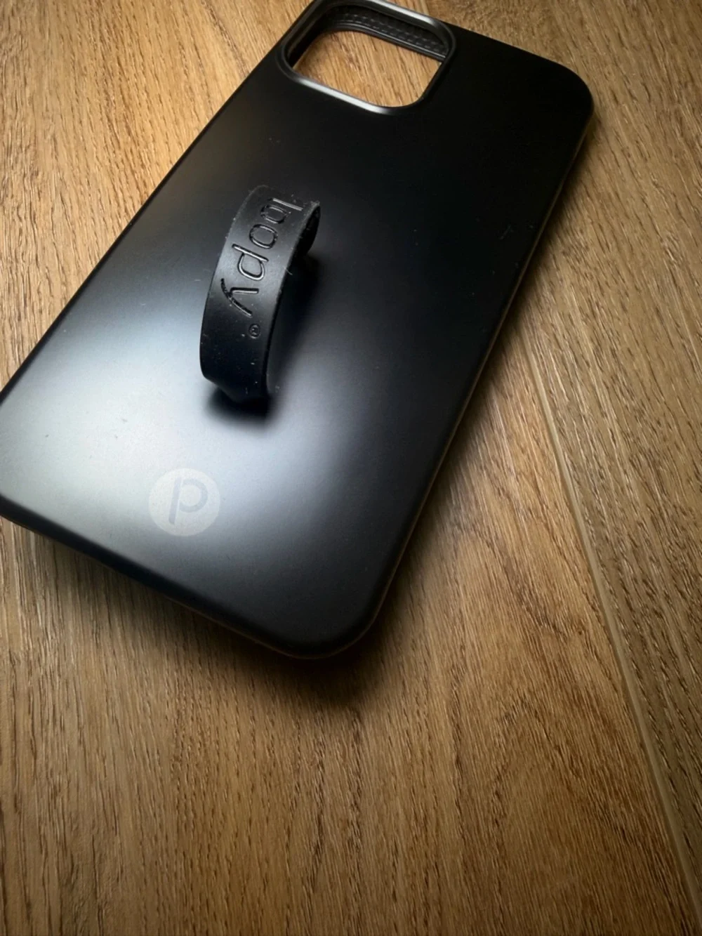 Loopy Case sleek loopy